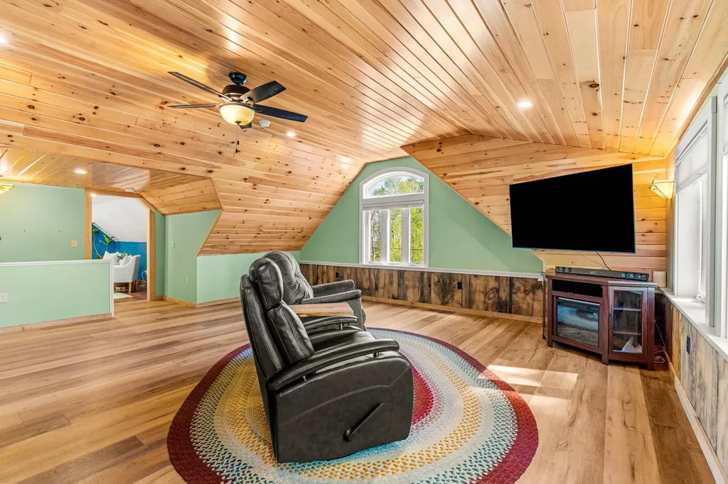 30 Marvin Road Moultonborough NH 03254