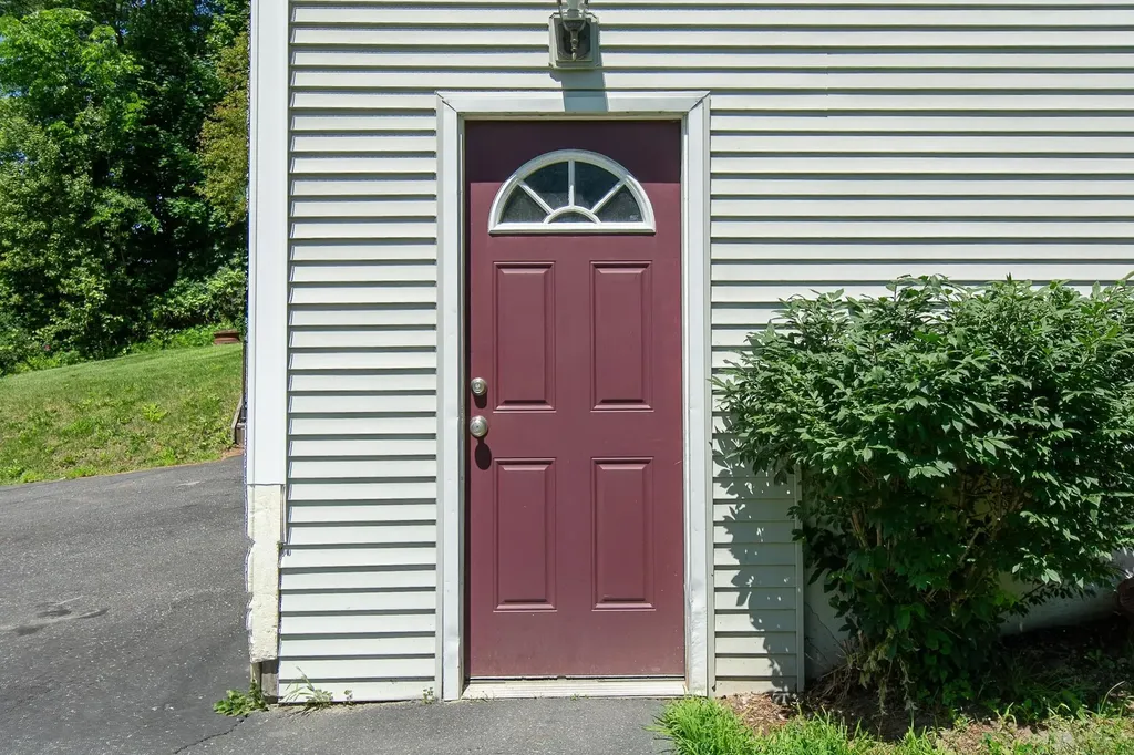 14 East Street Waterbury VT 05676