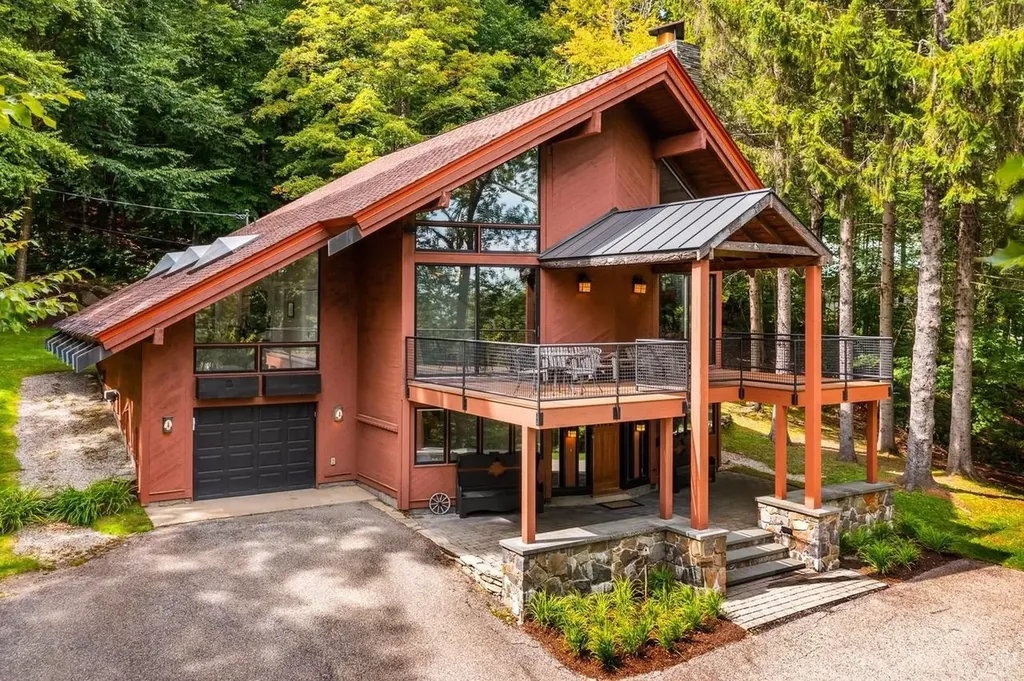 74 N Brookwood Road Stratton VT 05360