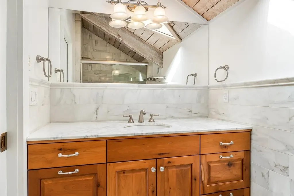 74 N Brookwood Road Stratton VT 05360