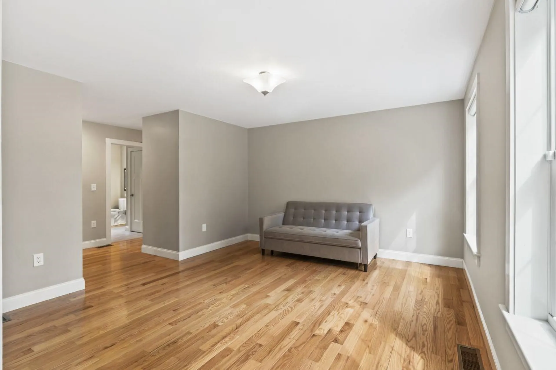 90 Village Place Drive Barrington NH 03825