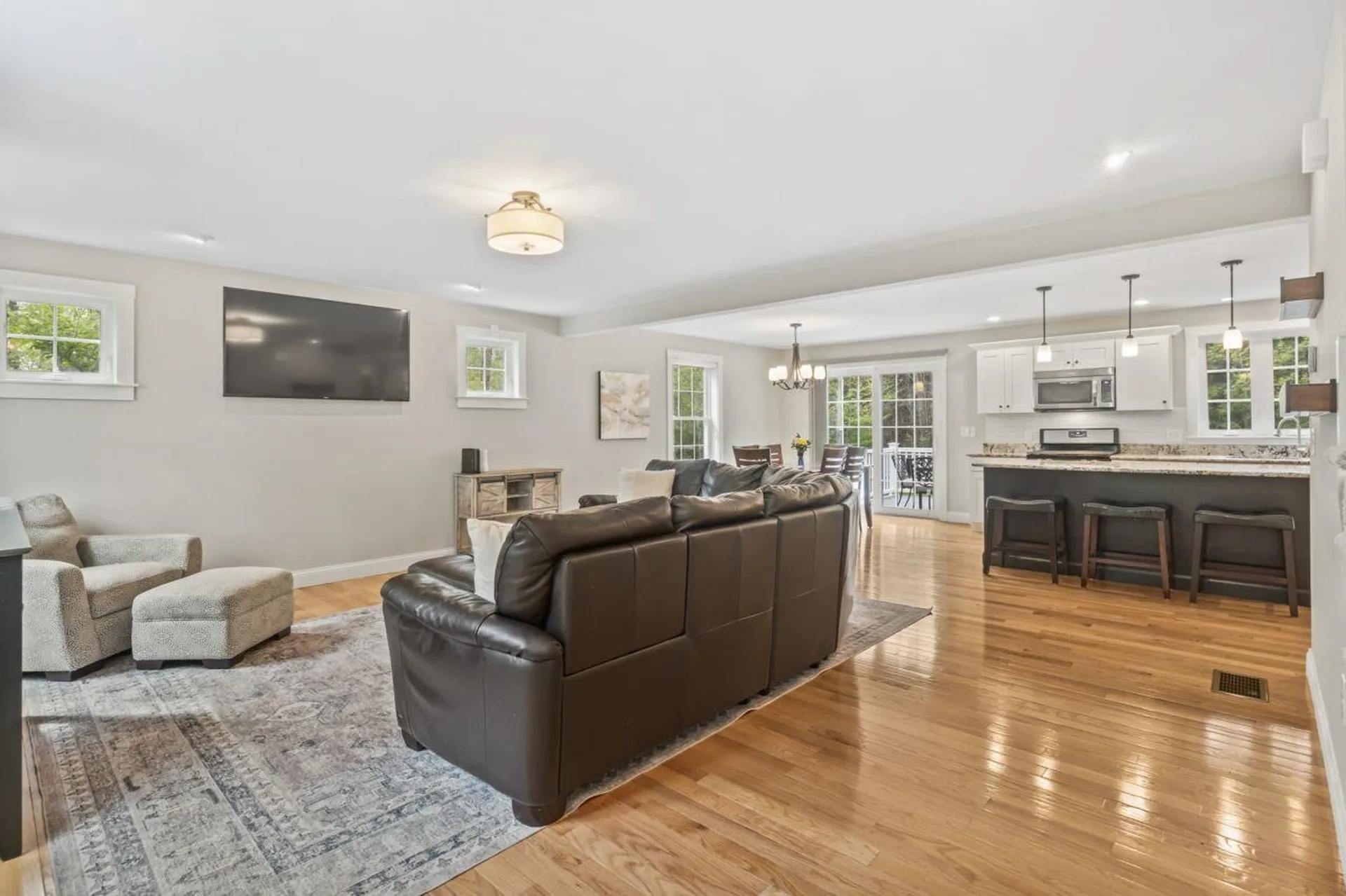 90 Village Place Drive Barrington NH 03825
