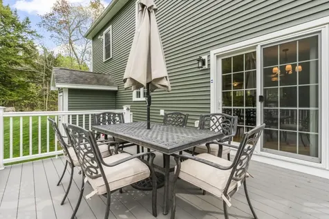 90 Village Place Drive Barrington NH 03825