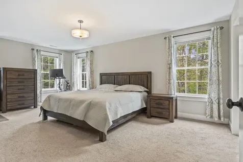 90 Village Place Drive Barrington NH 03825