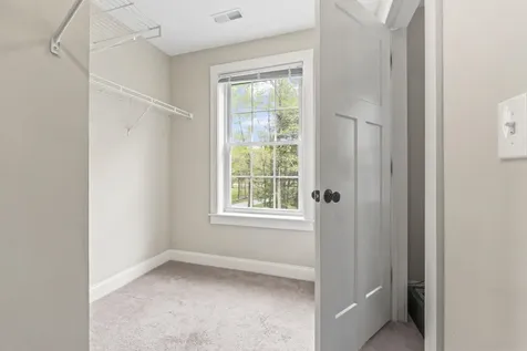 90 Village Place Drive Barrington NH 03825