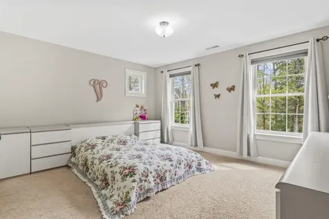 90 Village Place Drive Barrington NH 03825