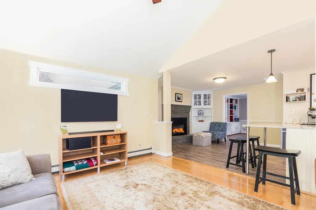5 Ruth Street Portsmouth NH 03801