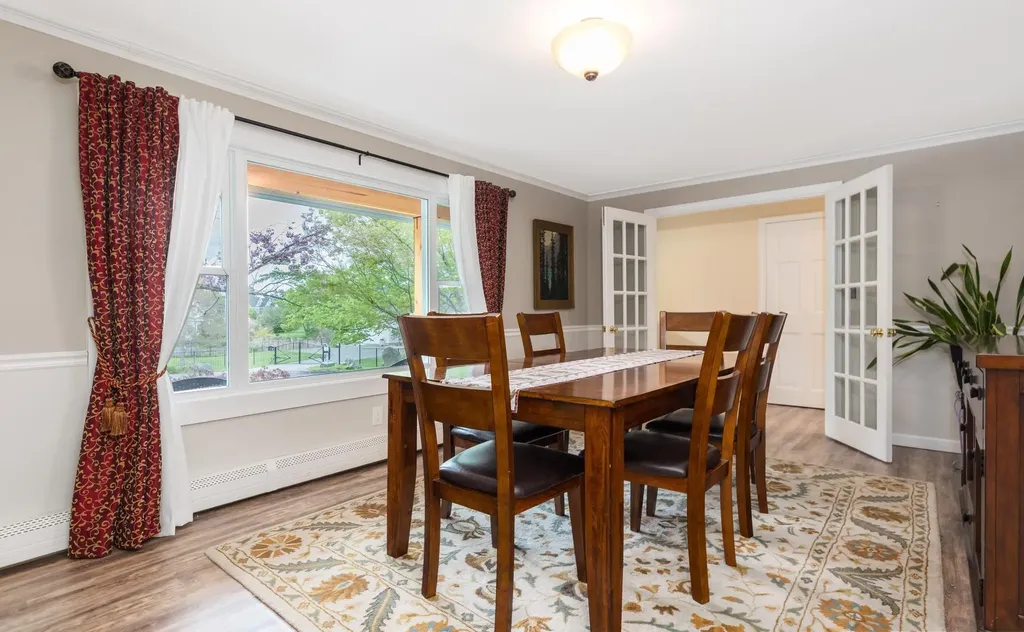 5 Ruth Street Portsmouth NH 03801