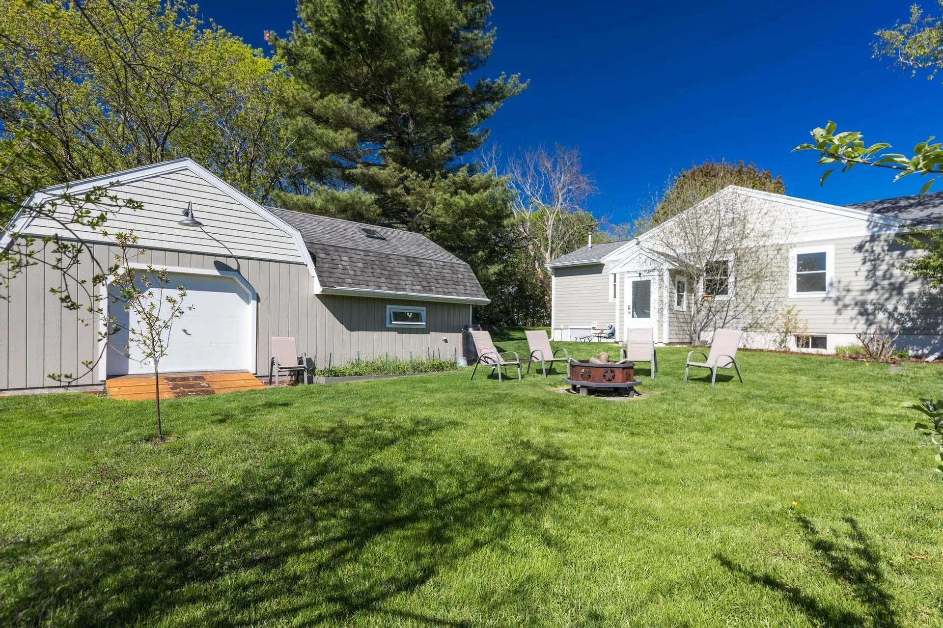 5 Ruth Street Portsmouth NH 03801