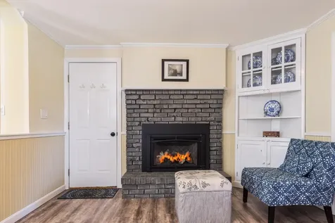 5 Ruth Street Portsmouth NH 03801