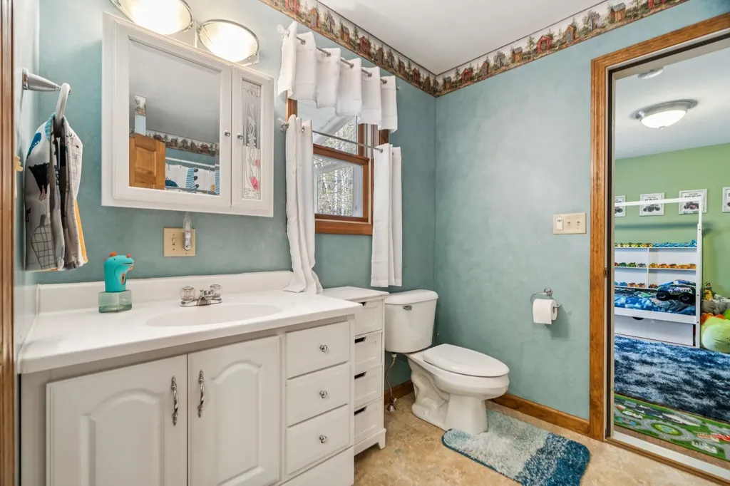 296 Creamery Road Ryegate VT 05046