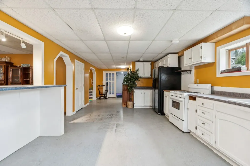 296 Creamery Road Ryegate VT 05046
