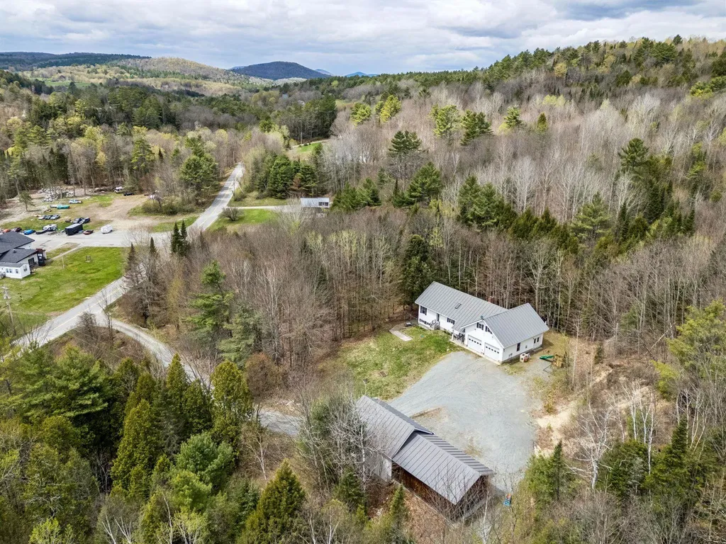 296 Creamery Road Ryegate VT 05046