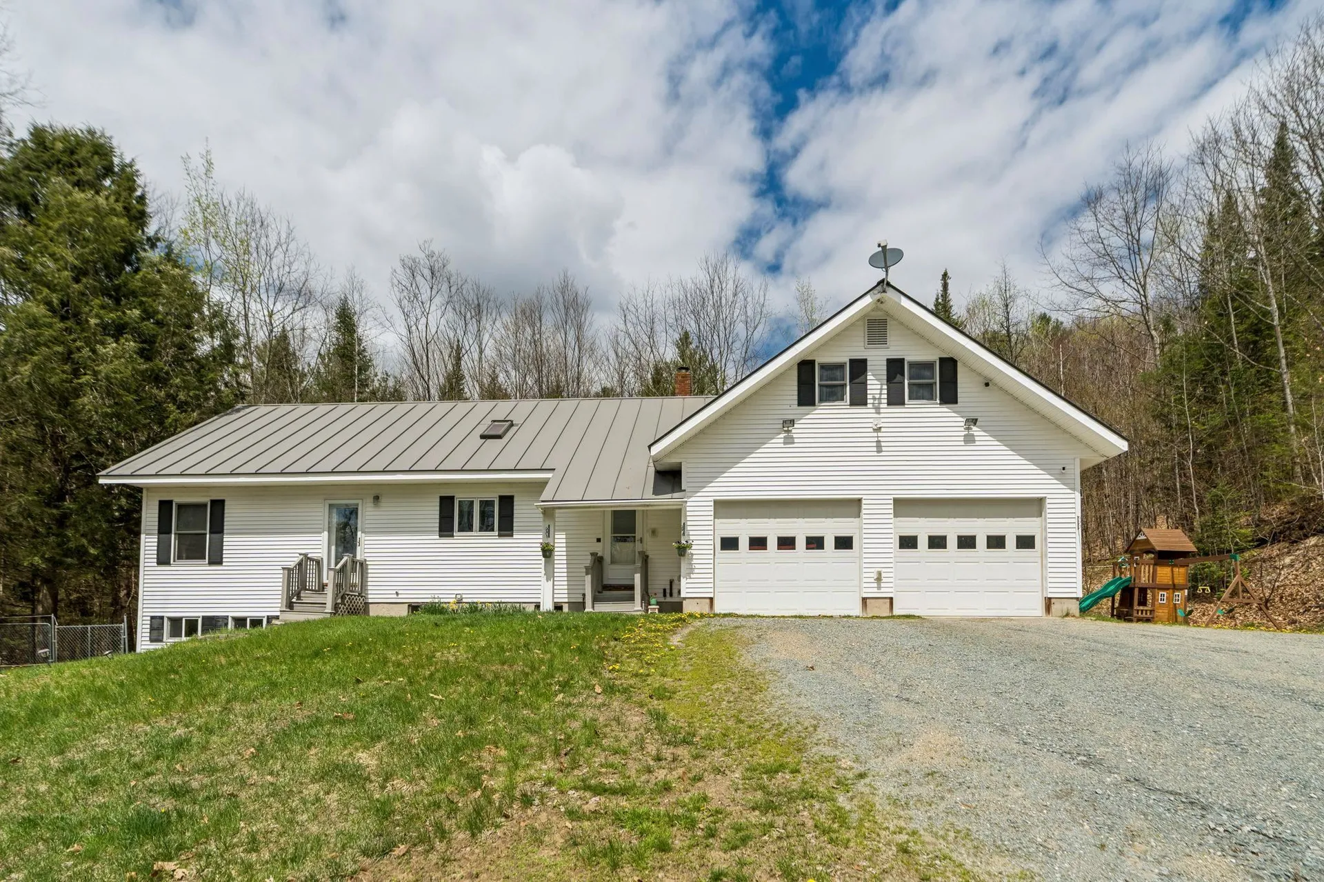 296 Creamery Road Ryegate VT 05046