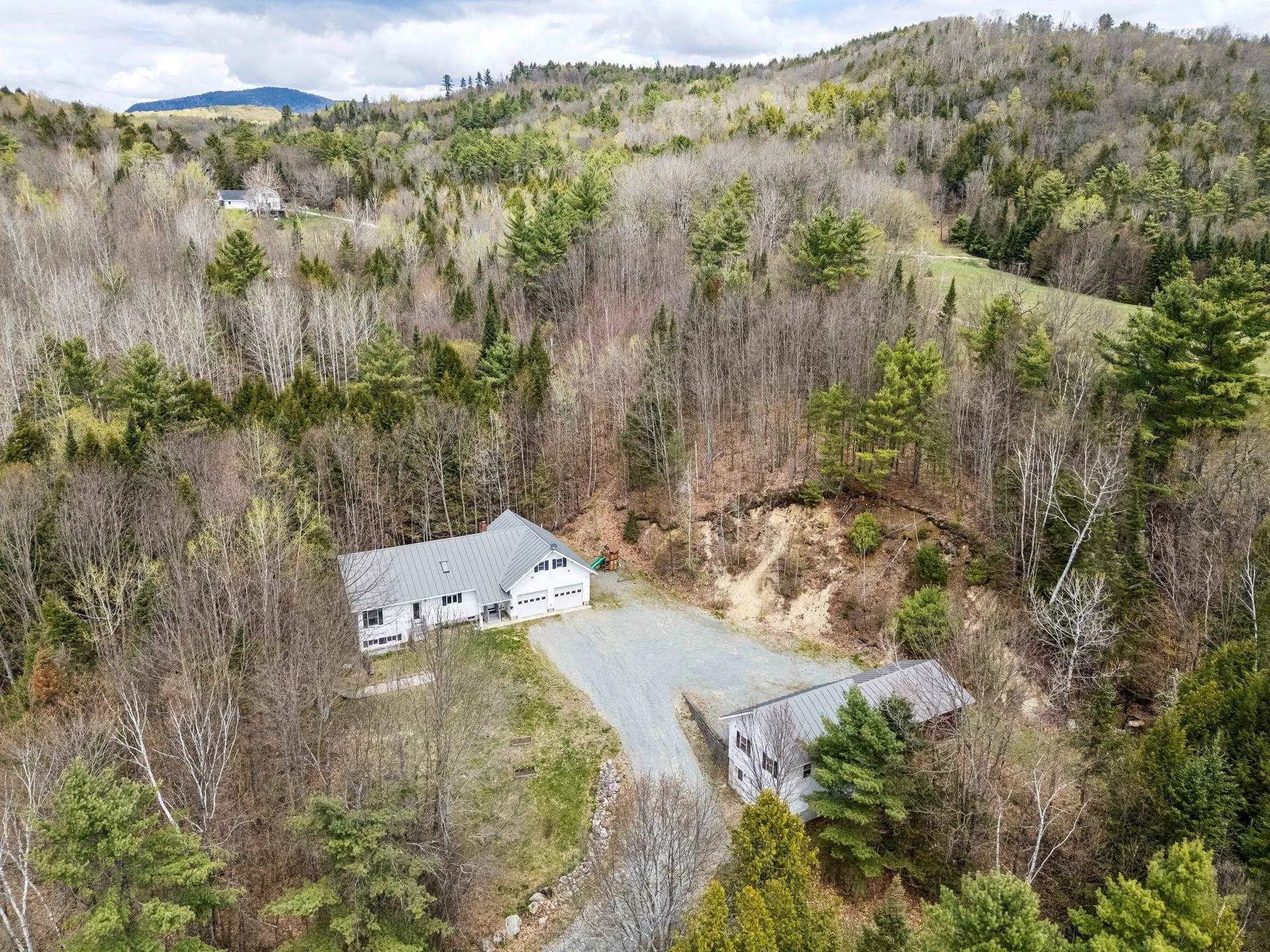 296 Creamery Road Ryegate VT 05046