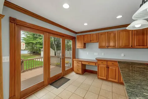 40 Coopers Grove Road Kingston NH 03848