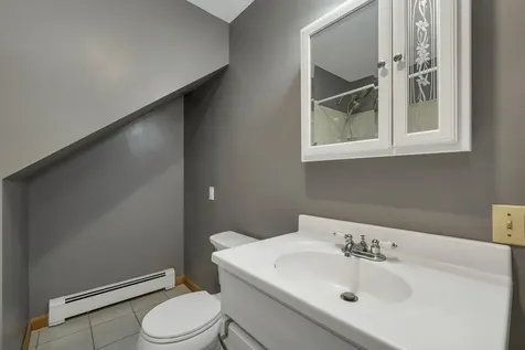 40 Coopers Grove Road Kingston NH 03848