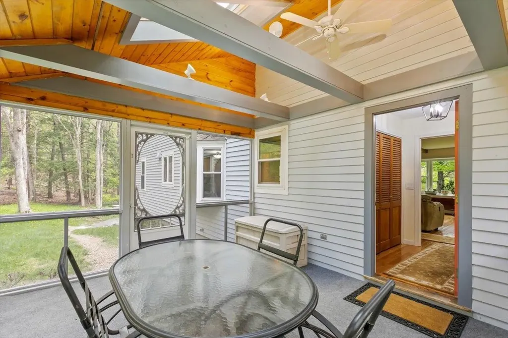 18 Winterberry Drive Amherst NH 03031
