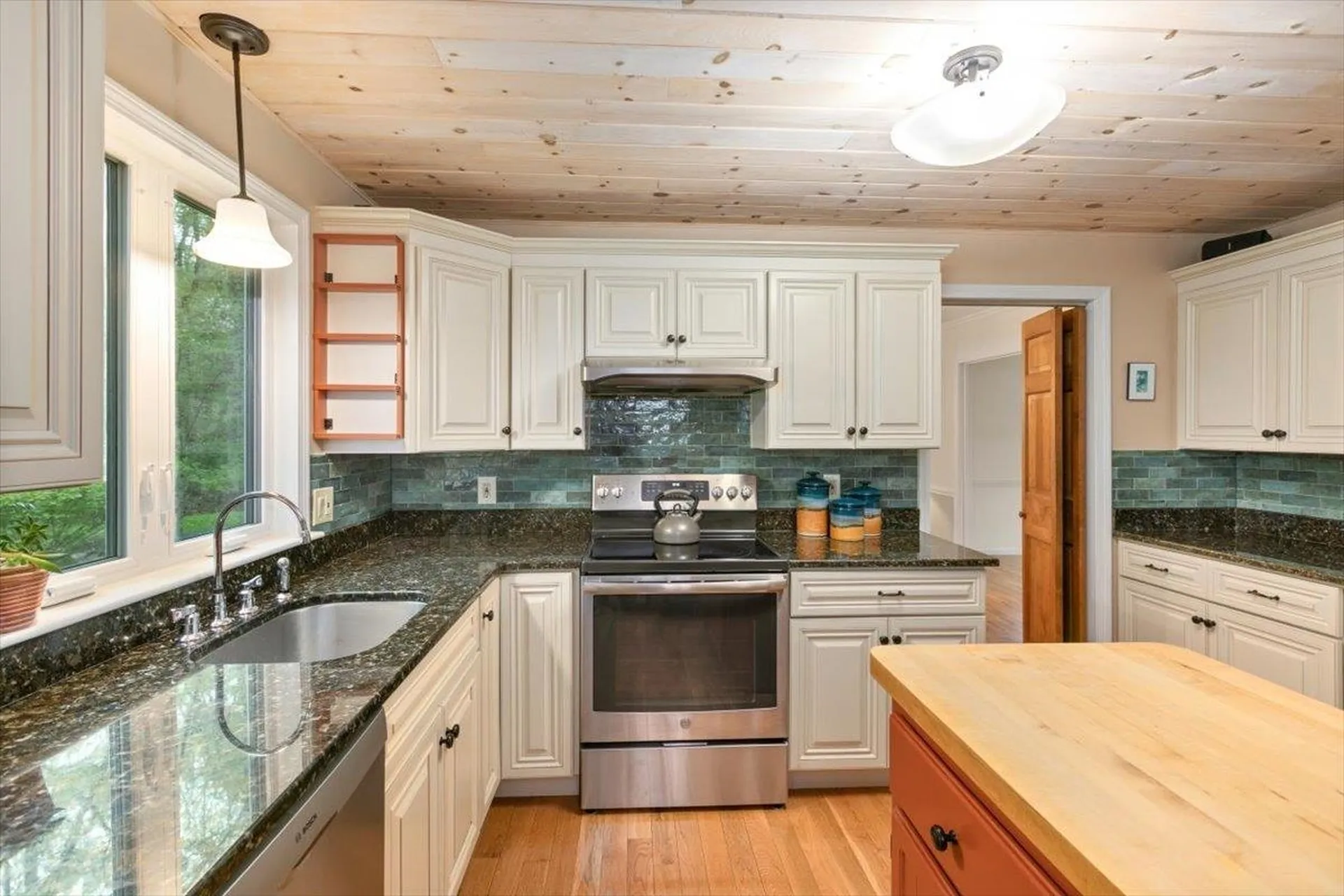 18 Winterberry Drive Amherst NH 03031
