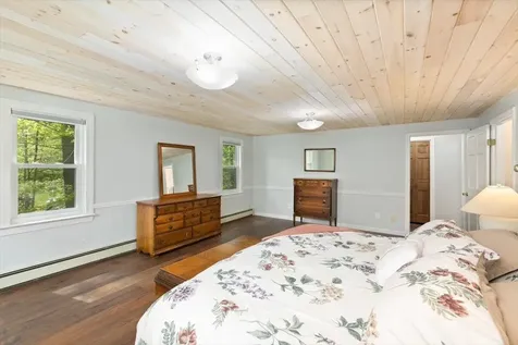 18 Winterberry Drive Amherst NH 03031