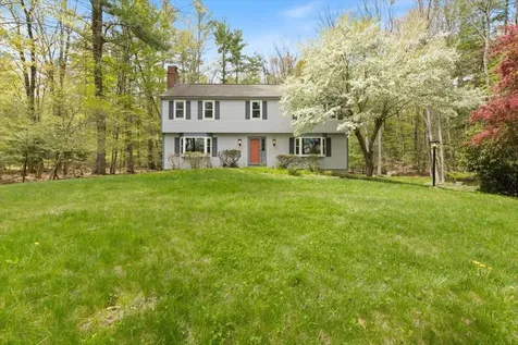 18 Winterberry Drive Amherst NH 03031