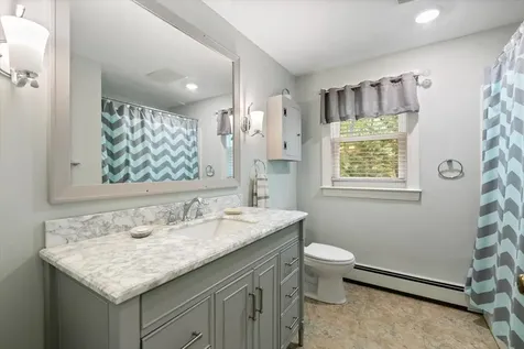 18 Winterberry Drive Amherst NH 03031