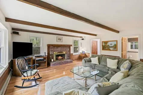 18 Winterberry Drive Amherst NH 03031