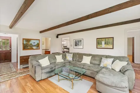 18 Winterberry Drive Amherst NH 03031