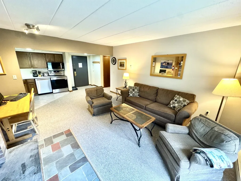 135 East Mountain Road Killington VT 05751