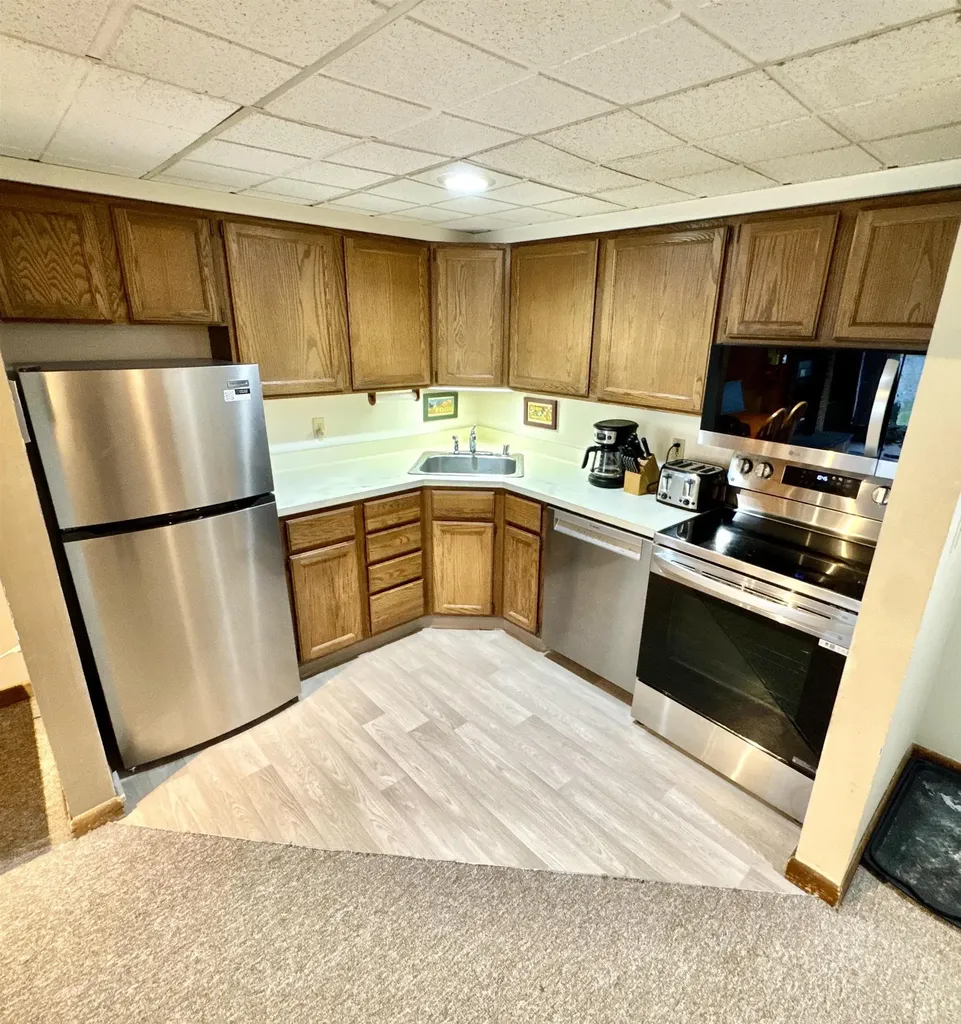 135 East Mountain Road Killington VT 05751