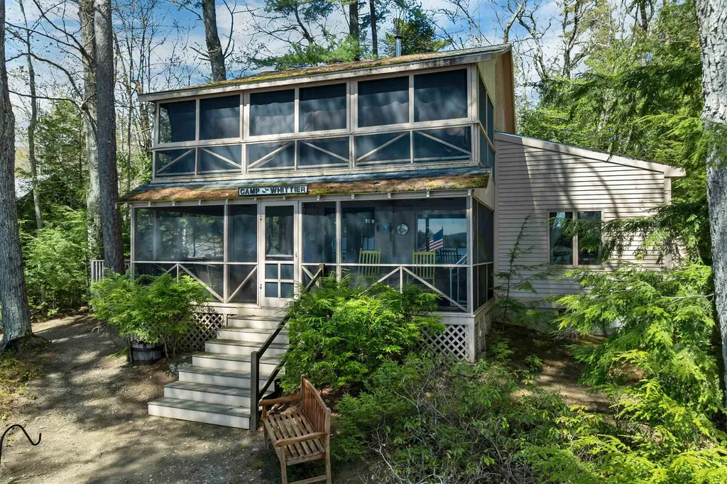 43 Howard Road Holderness NH 03245
