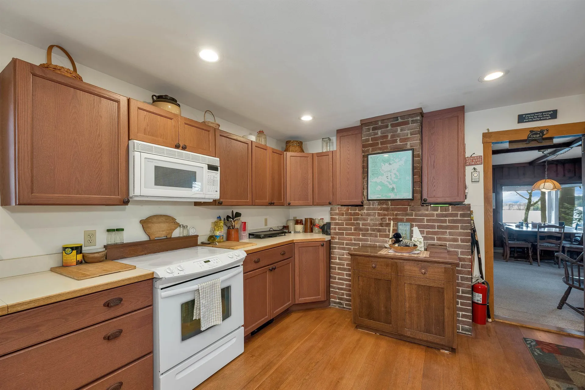 43 Howard Road Holderness NH 03245