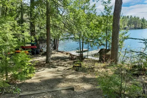 43 Howard Road Holderness NH 03245