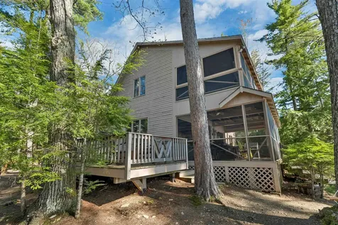 43 Howard Road Holderness NH 03245