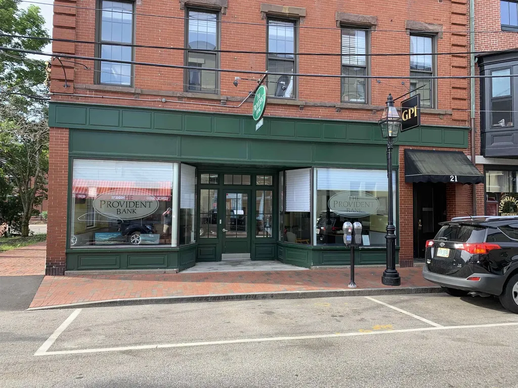 21 Daniel Street Portsmouth NH 03801