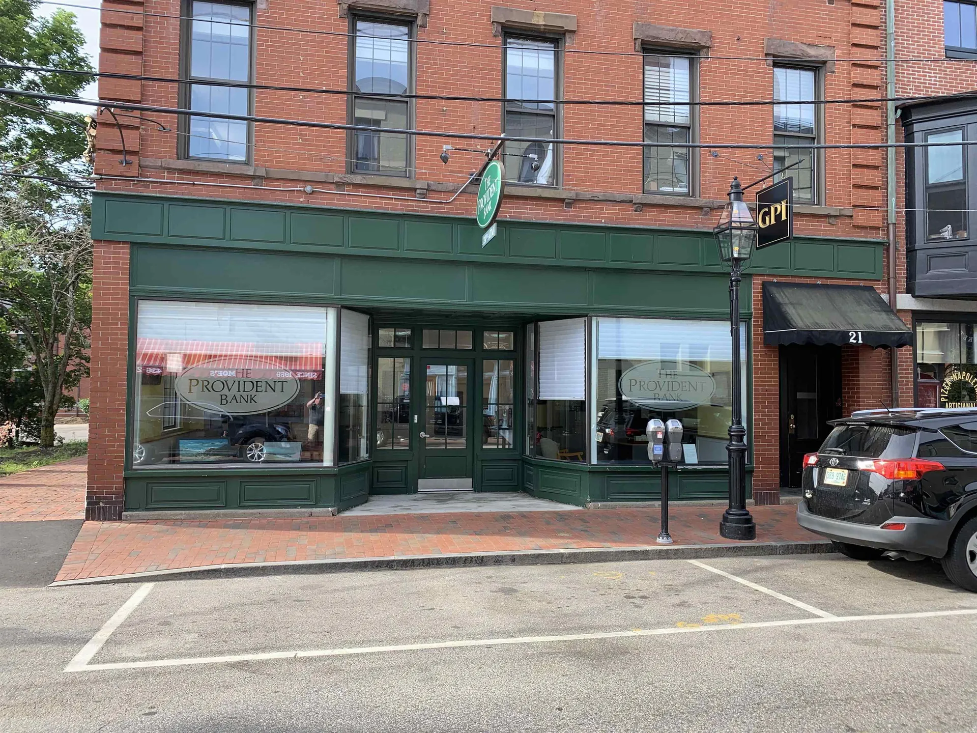 21 Daniel Street Portsmouth NH 03801