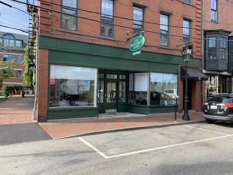 21 Daniel Street Portsmouth NH 03801