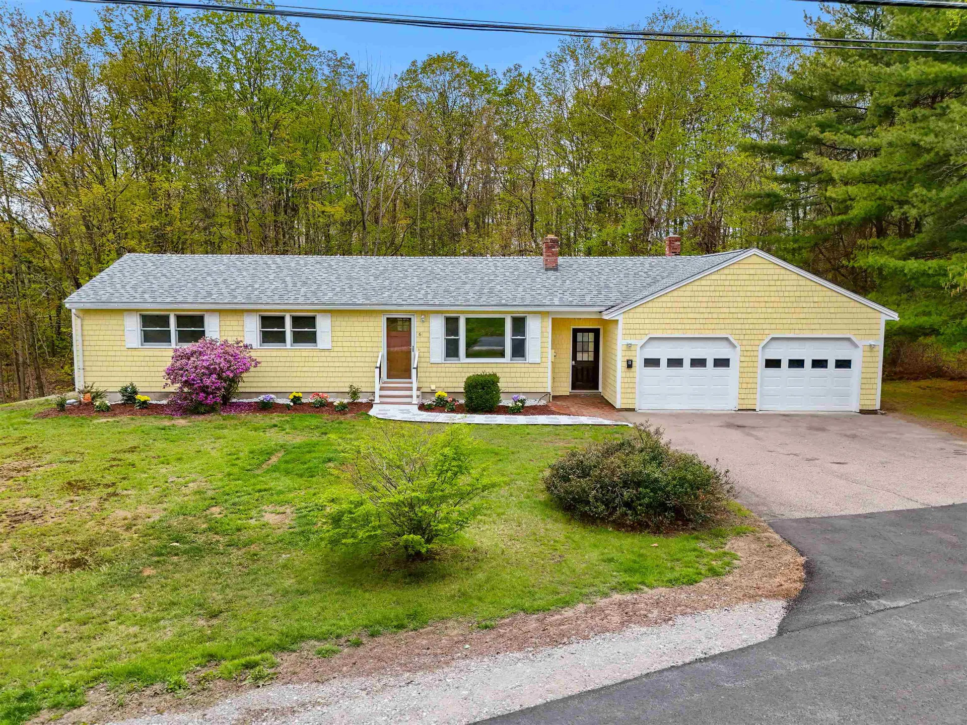 6 Colonial Drive Gilford NH 03249