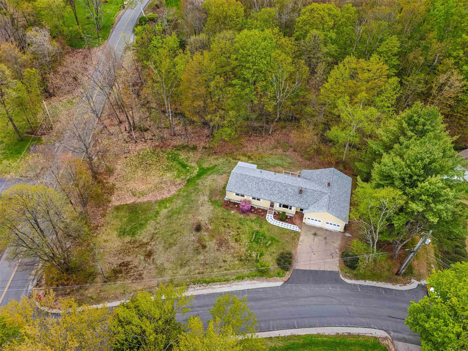 6 Colonial Drive Gilford NH 03249