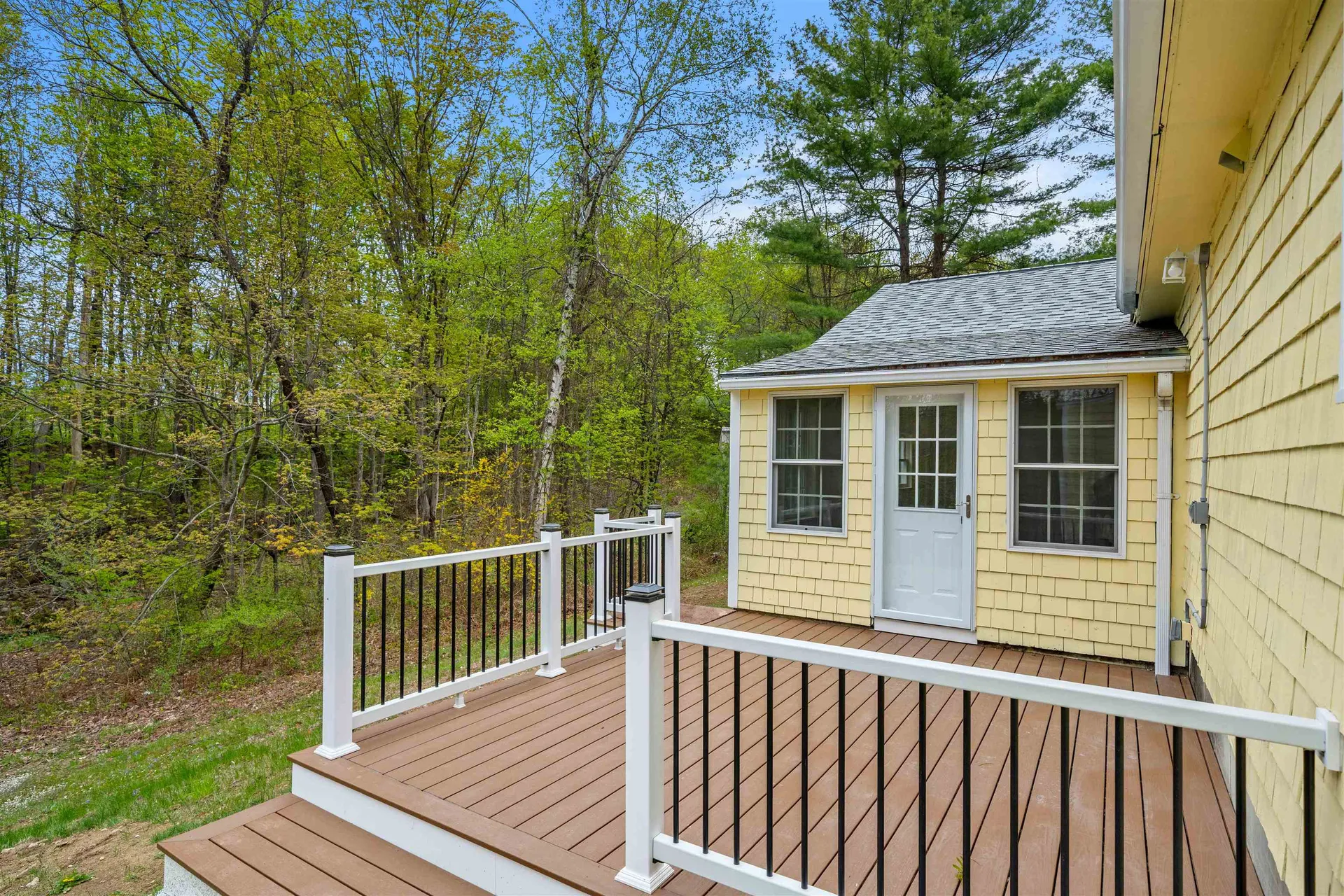 6 Colonial Drive Gilford NH 03249