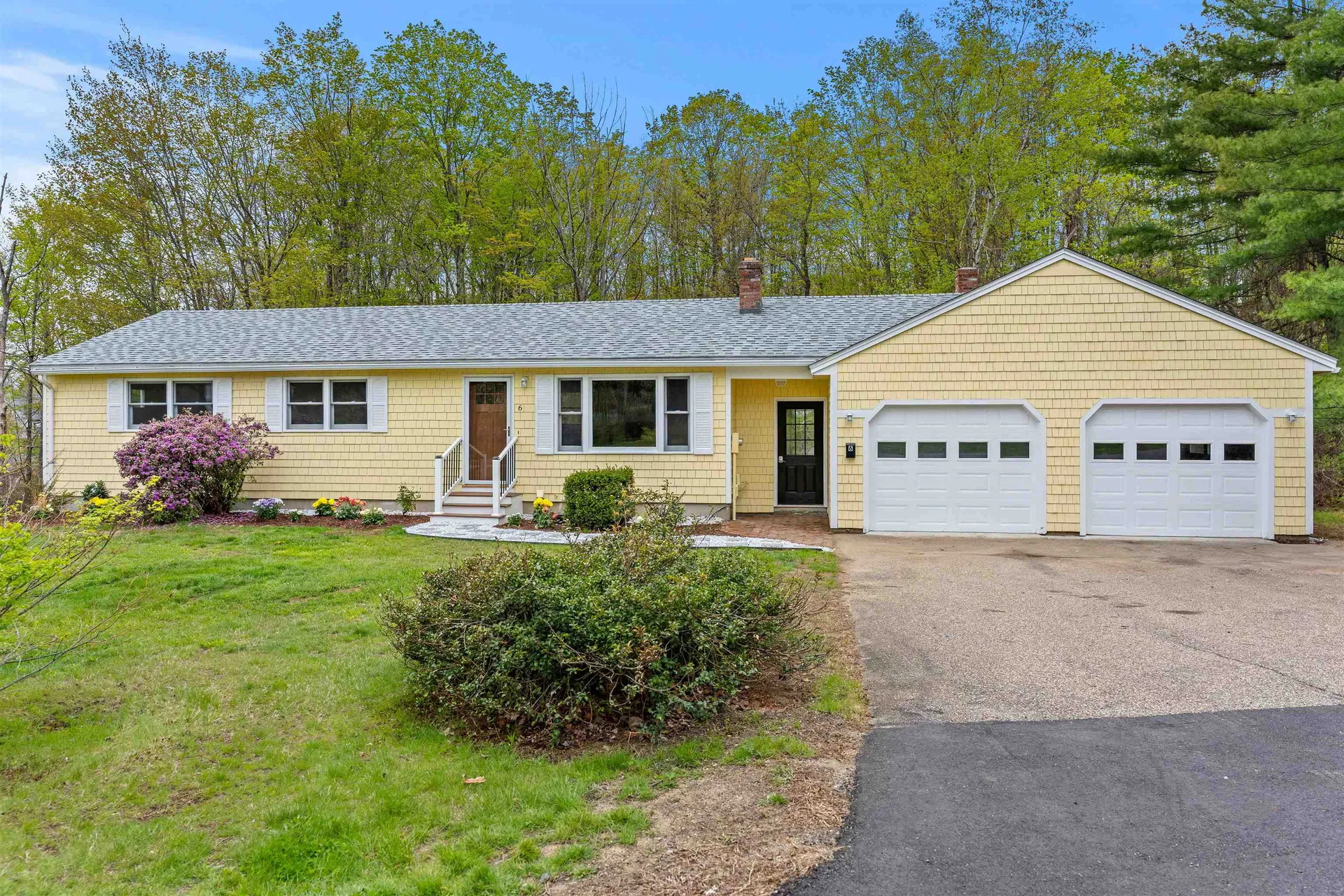 6 Colonial Drive Gilford NH 03249