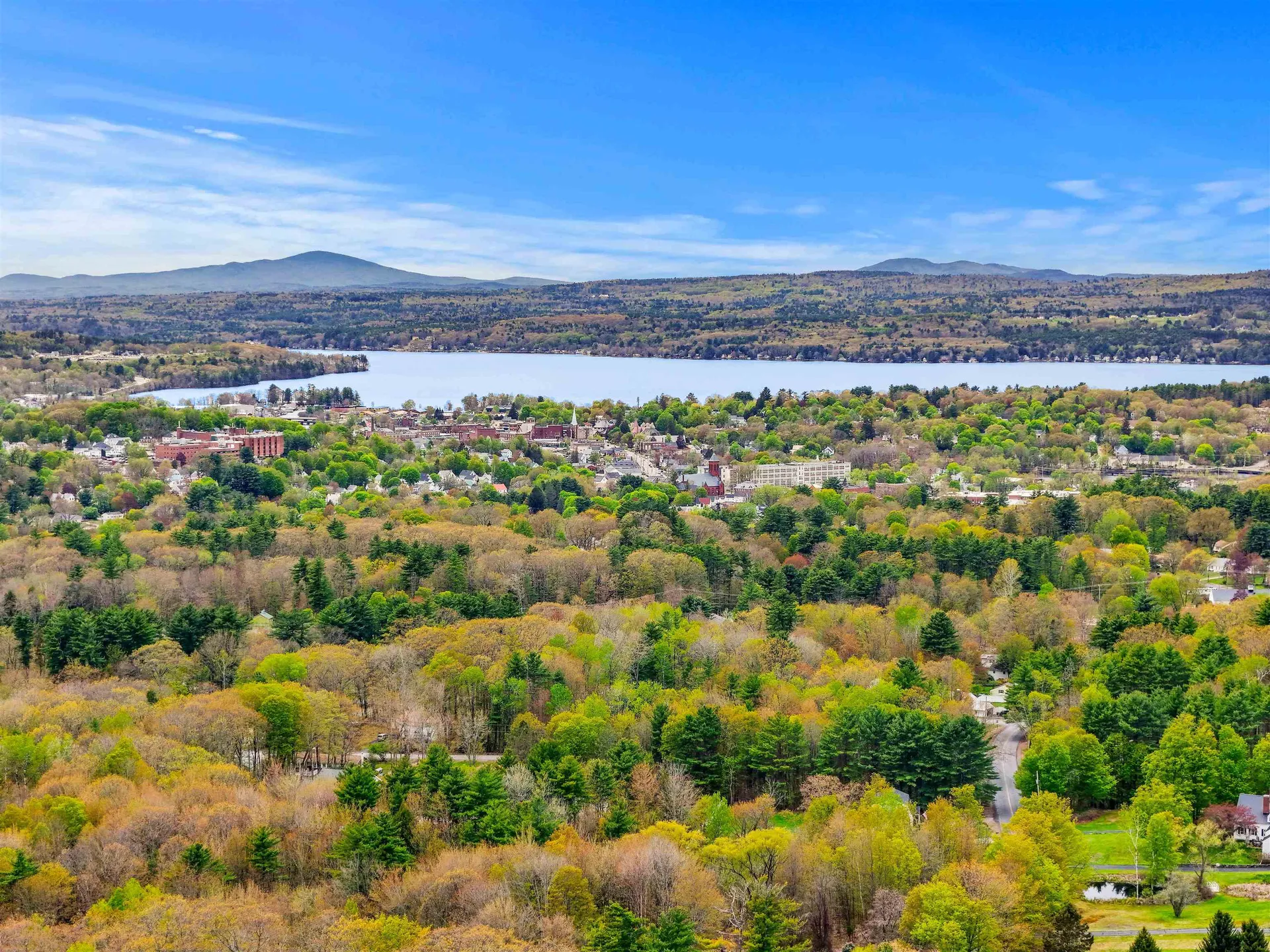 6 Colonial Drive Gilford NH 03249