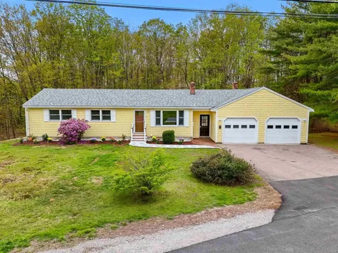 6 Colonial Drive Gilford NH 03249