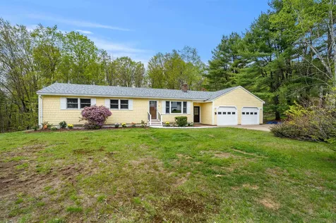 6 Colonial Drive Gilford NH 03249