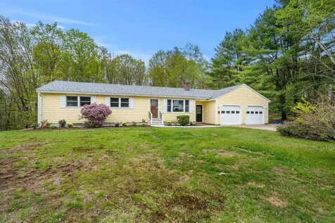 6 Colonial Drive Gilford NH 03249
