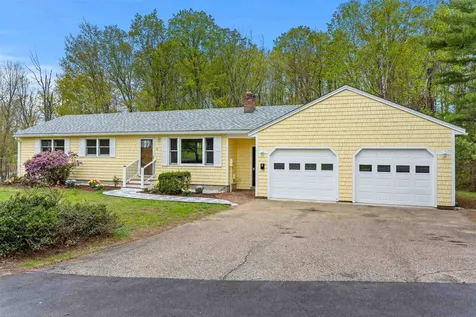6 Colonial Drive Gilford NH 03249