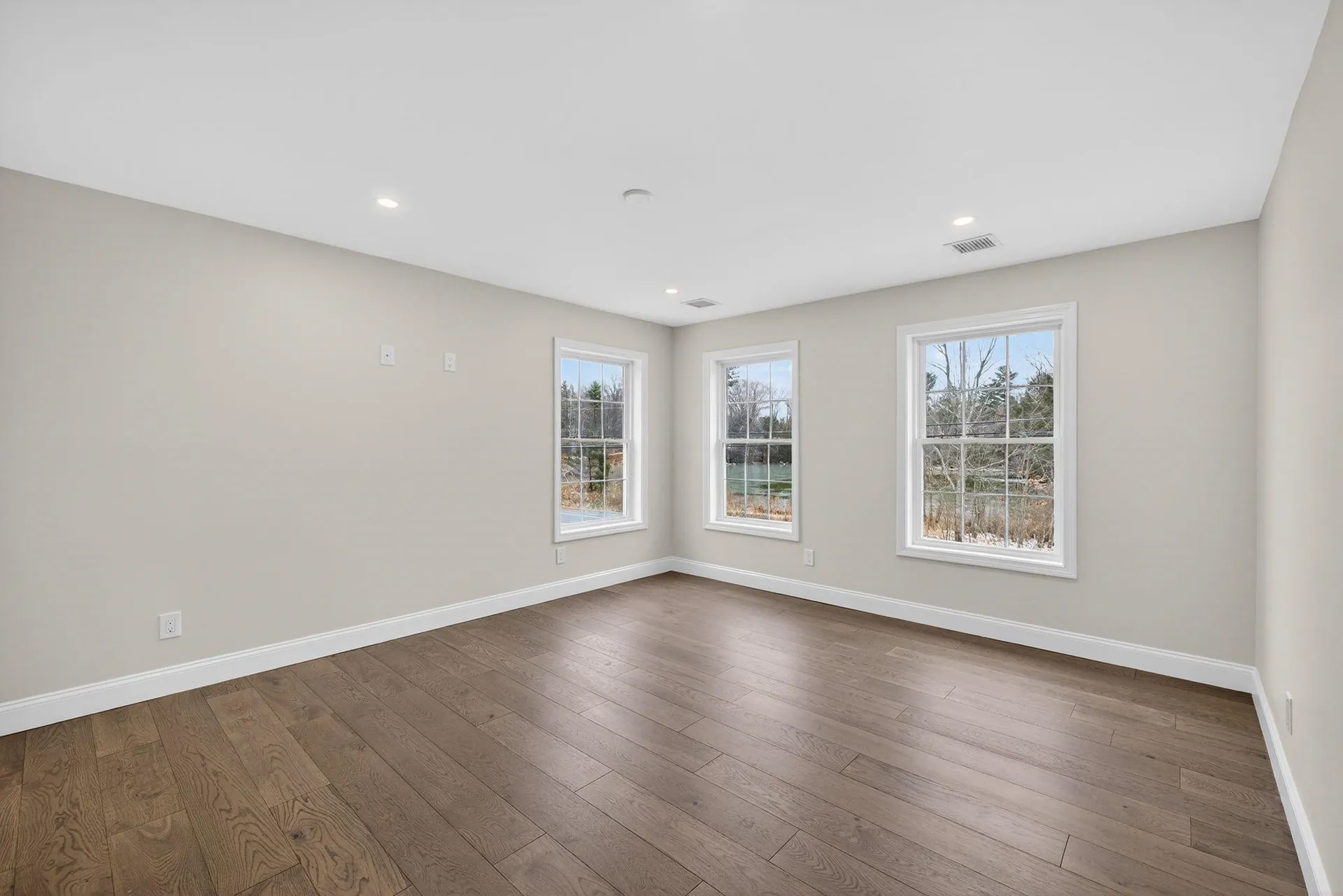 335 Raymond Road Chester NH 03036