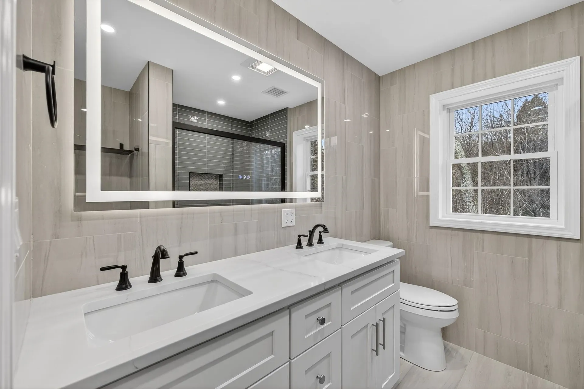 335 Raymond Road Chester NH 03036