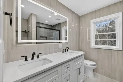 335 Raymond Road Chester NH 03036