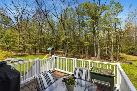 109 Langford Road Raymond NH 03077